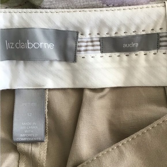 Womens Liz Claiborne Audra Capris NWT - Picture 3 of 6